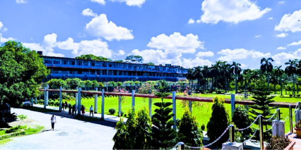 বাংলাদেশ কৃষি বিশ্ববিদ্যালয়ের সমাবর্তন চত্বরের সৌন্দর্য
